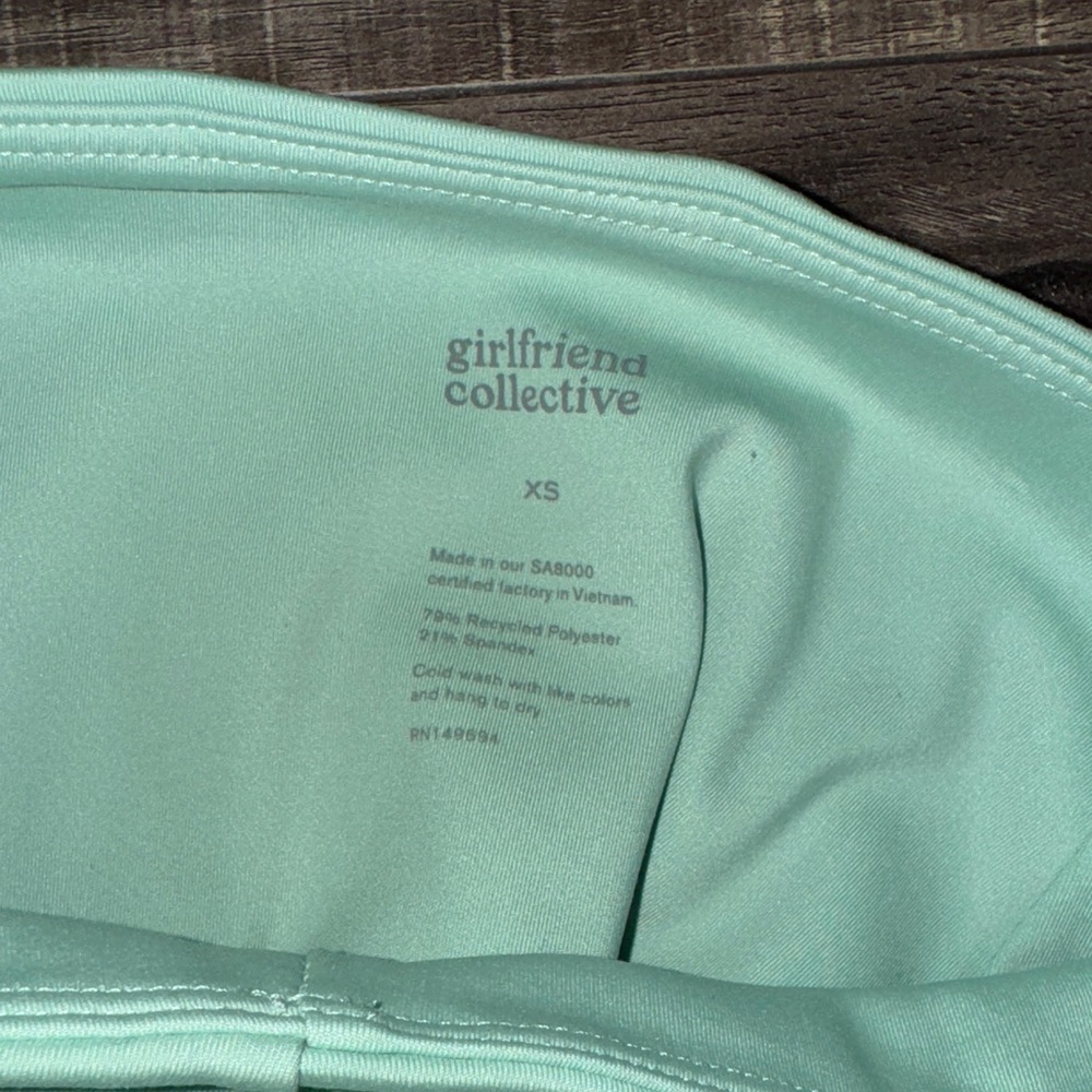 Girlfriend Collective Mint Green Activewear Set - Picture 4 of 8